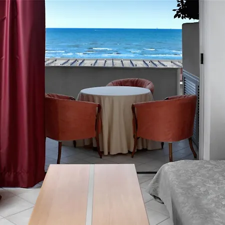Altamarea & Family Otel 3*